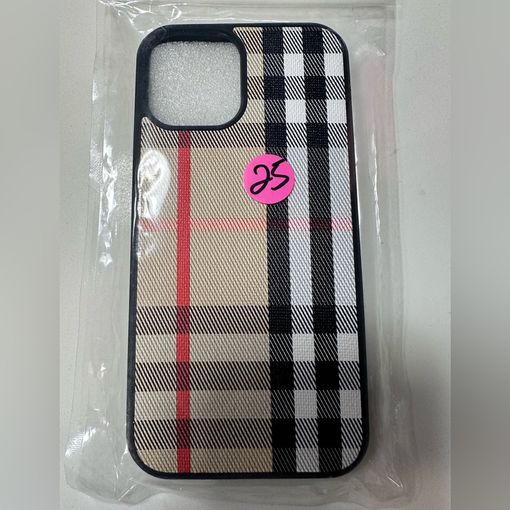 Stylish Plaid Phone Case - Black, White, Red